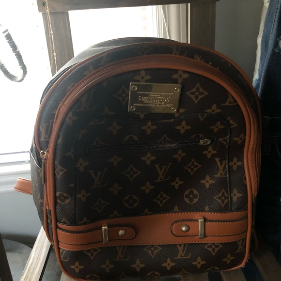 backpack main image 4